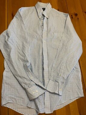 Arrow Men's White Button-Down Shirt with Blue Check